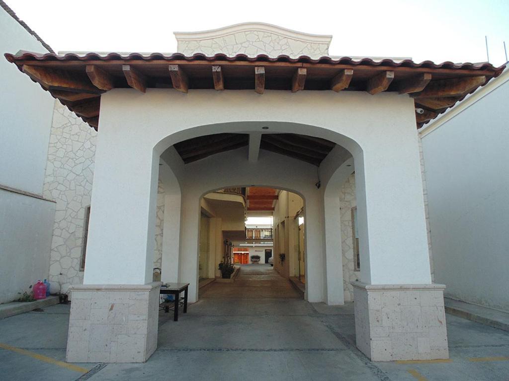 Hotel Hacienda Ciudad Guzman Exterior foto